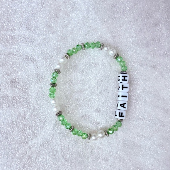 Faith Bracelet- 7” - Words Bracelet stretch FAITH Bracelet, crystals and pearls - Picture 2 of 6